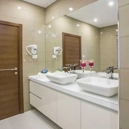 Exclusive فيلة سبليت