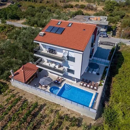 Villa Exclusive *