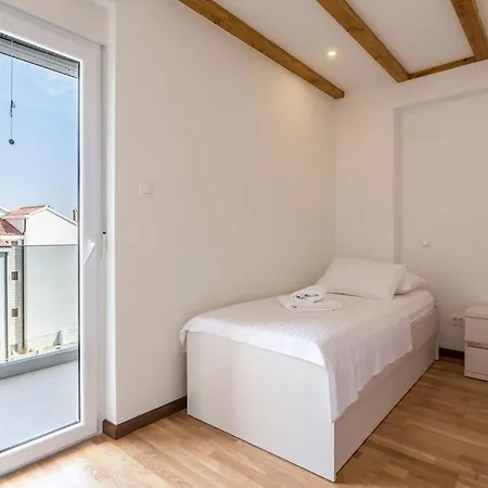 فيلة Exclusive *